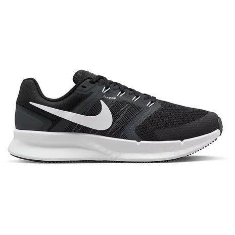 Huge Sale on Nike Sneakers, Hoodies, Shorts and More