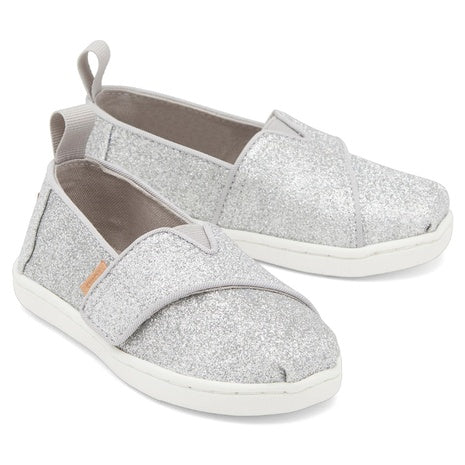 Up To 70% Off Toms Sandals, Flats and Slip Ons!