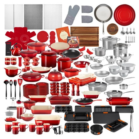 Le Creuset 166-piece Ultimate Cookware Set
