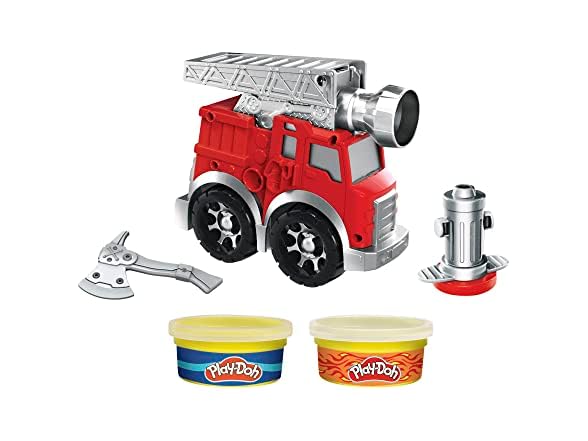 Play-Doh Wheels Fire Engine Playset with 2 Non-Toxic Modeling Compound Cans