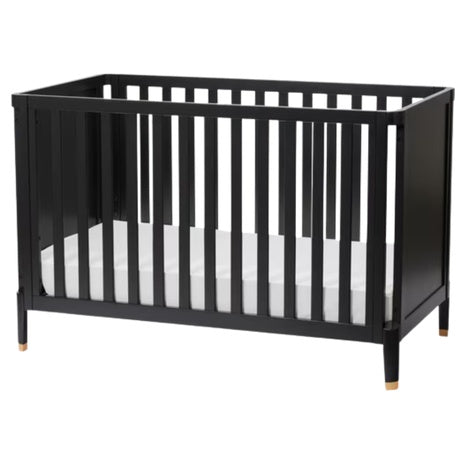 Little Seeds Aster 4-in-1 Convertible Crib