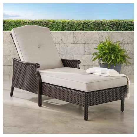 Member's Mark Heritage Cushioned Chaise Lounger