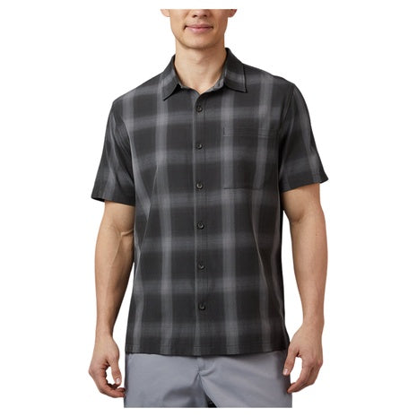 32 Degrees Men's Casual Short Sleeve Plaid Button-up Shirt