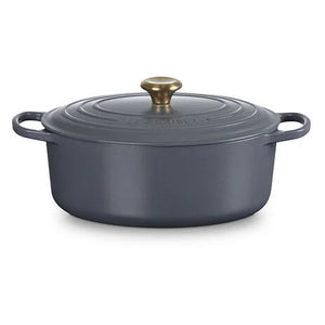 6.75-Quart Le Creuset Signature Oval Dutch Oven