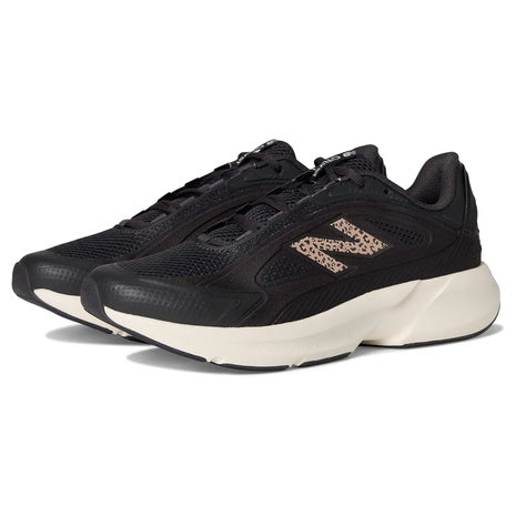 New Balance Women's Catalyst Sneaker