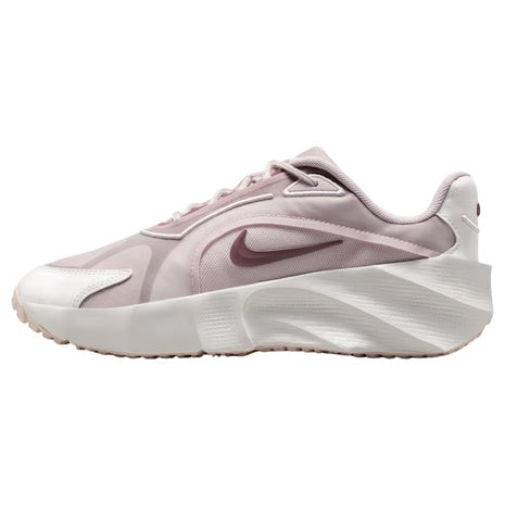 Nike Aura Edge Women's Shoes