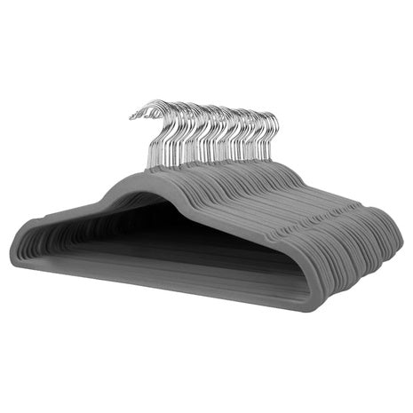 52 Velvet Hangers