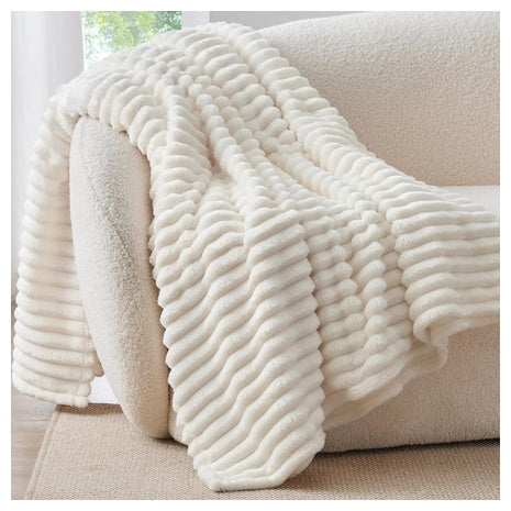 Soft Fleece Throw Blanket