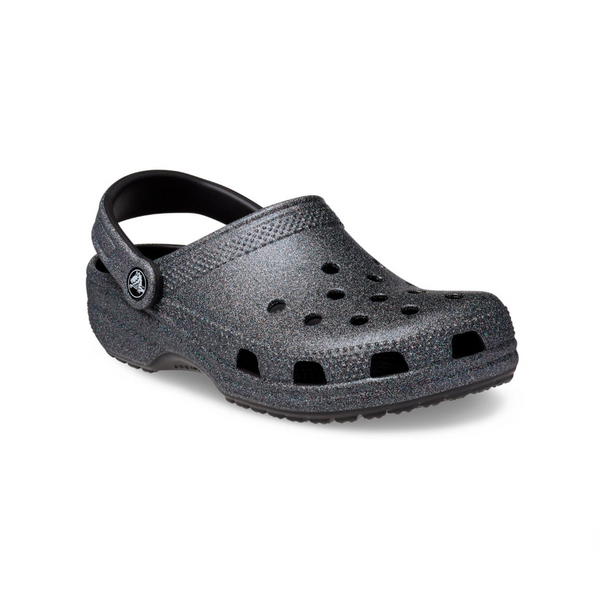 ¡Compre un par de Crocs y obtenga otro gratis!