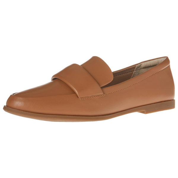 Amazon Essentials Women's Soft Moc Toe Loafer (2 Colors)