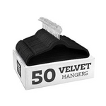 Paquete de 50 perchas negras de terciopelo resistentes