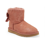 Hasta 60% de descuento en botas, zapatos y accesorios Ugg