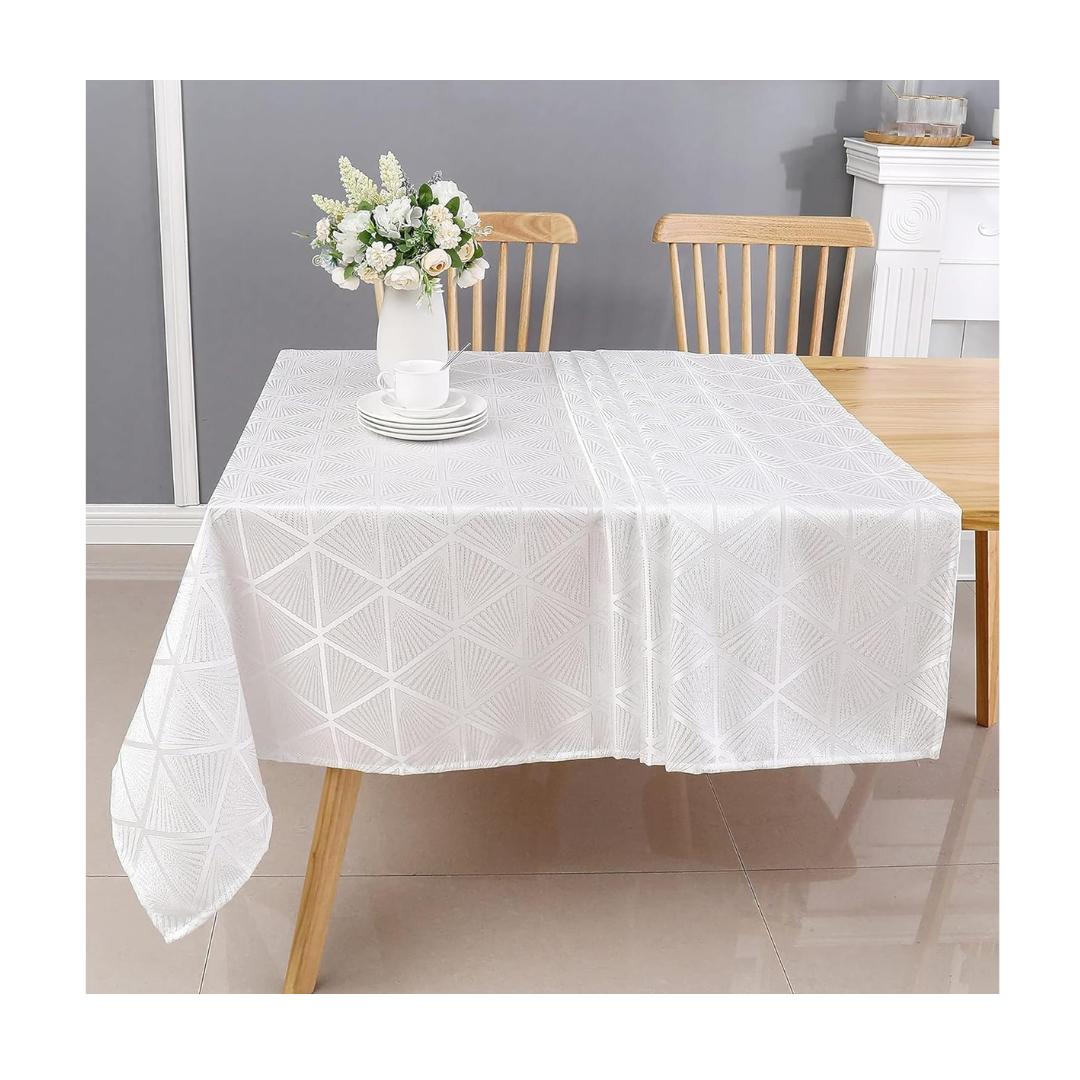 Save 25% Off Luxurious Majestic Tablecloths