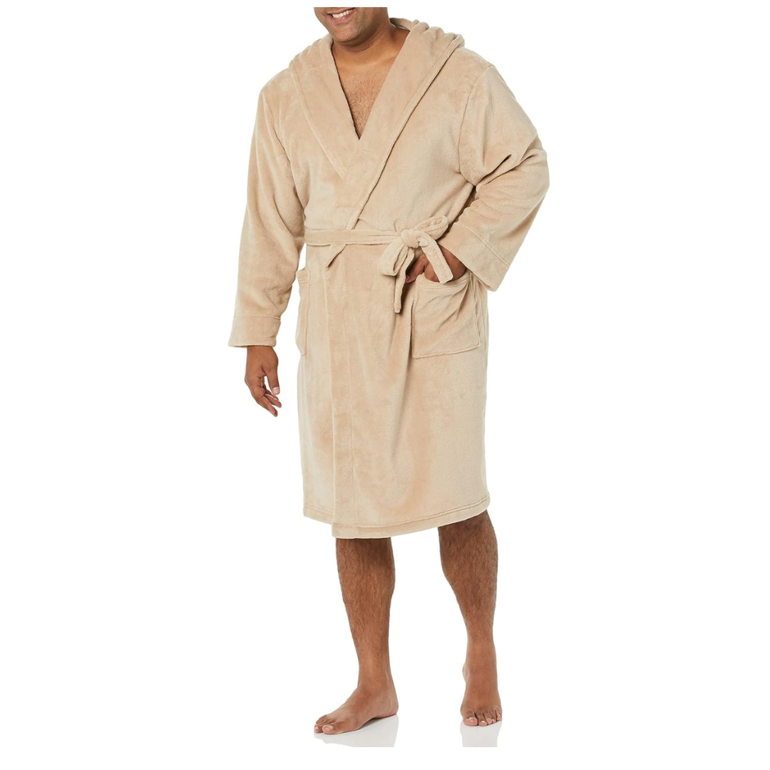 Amazon Essentials Men’s Mid-Length Plush Robe