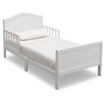 Delta Children Bennett Wood Toddler Bed