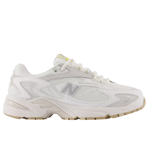 New Balance Unisex 725V1 Shoes