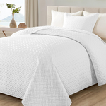 Lightweight Quilted Twin XL Size Beding Set