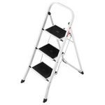 Hailo K20 3-Step 330 lb Capacity Folding Ladder With Steel Frame