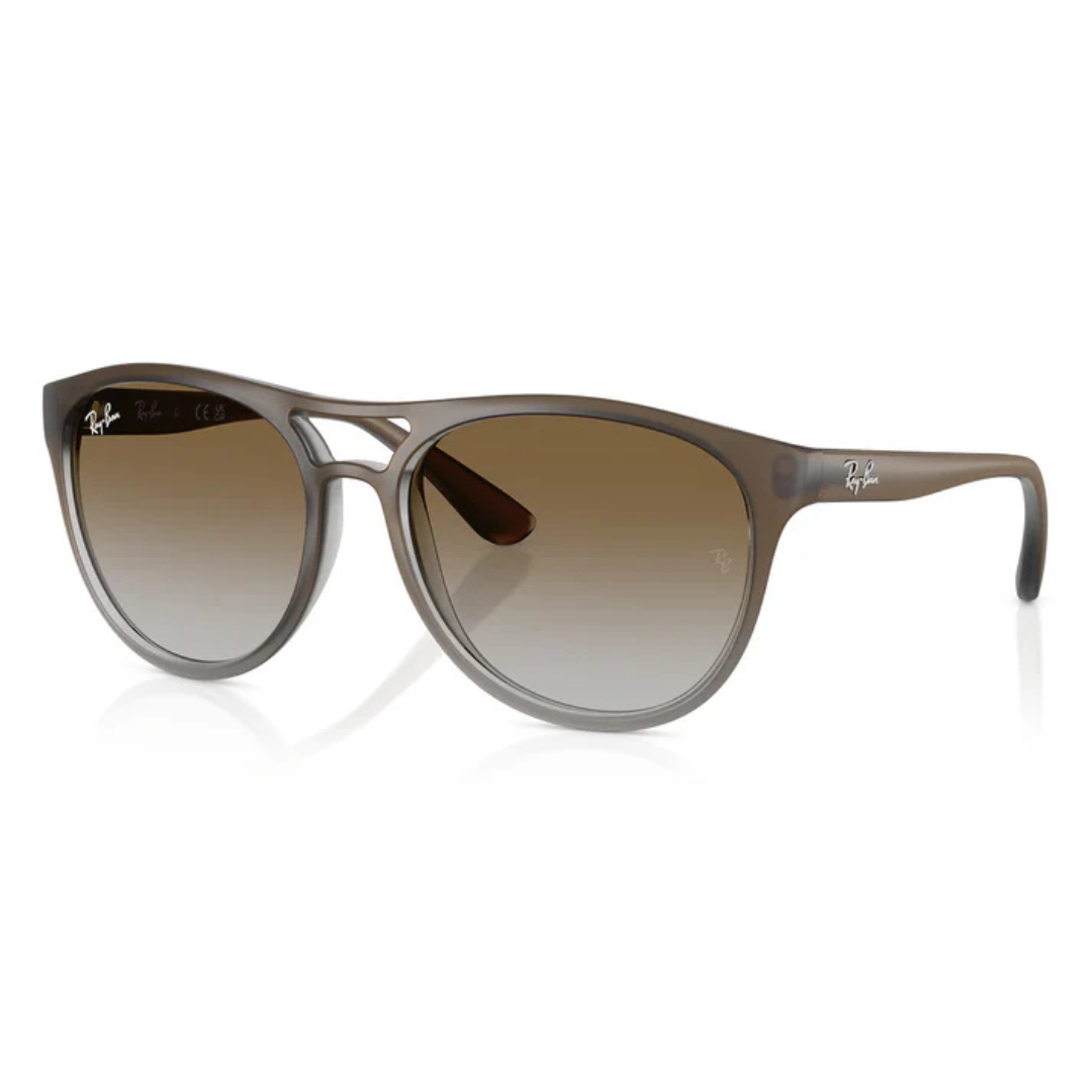 Up to 66% off on Oakley & Ray-Ban Sunglasses at Zulily