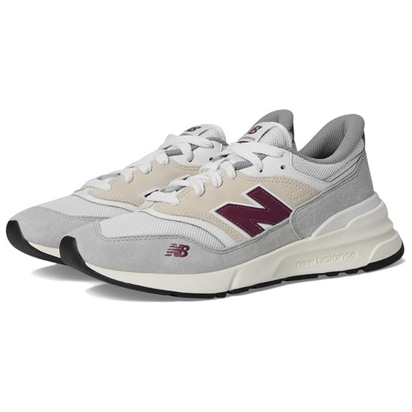 New Balance Unisex 997R Sneaker