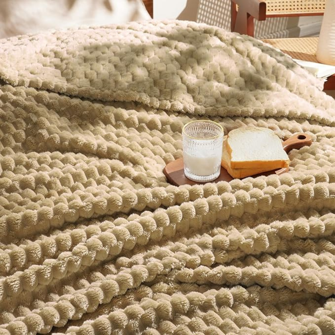 50" x 60" Ultra Soft Lightweight 3D Jacquard Fleece Throw Blanket