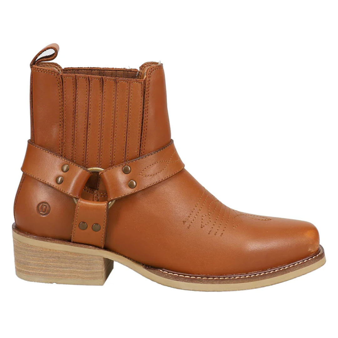Up To 80% Off Clearance Sale At SHOEBACCA