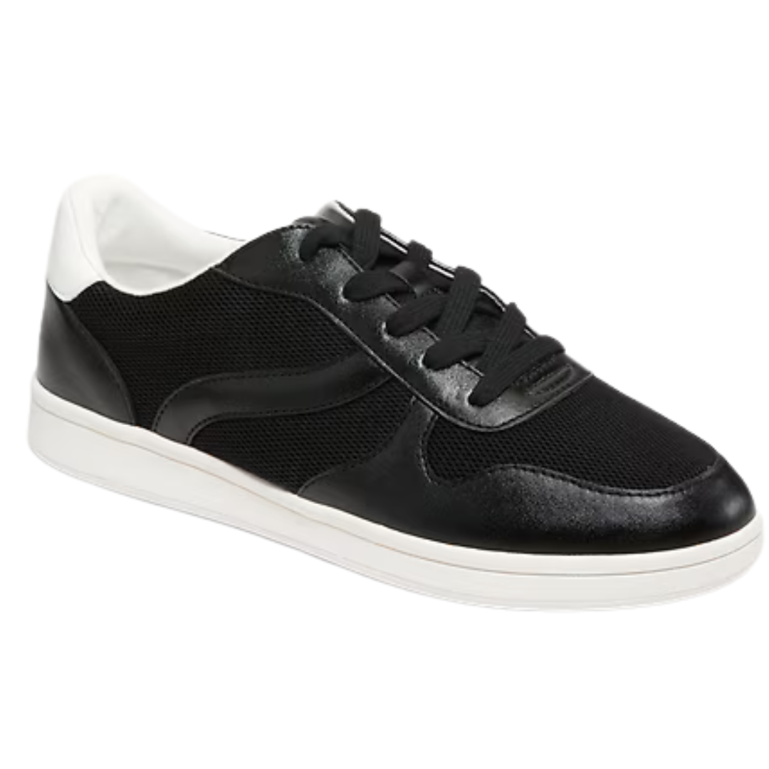 Old Navy Women's Low-Top Sneakers (Blackjack)