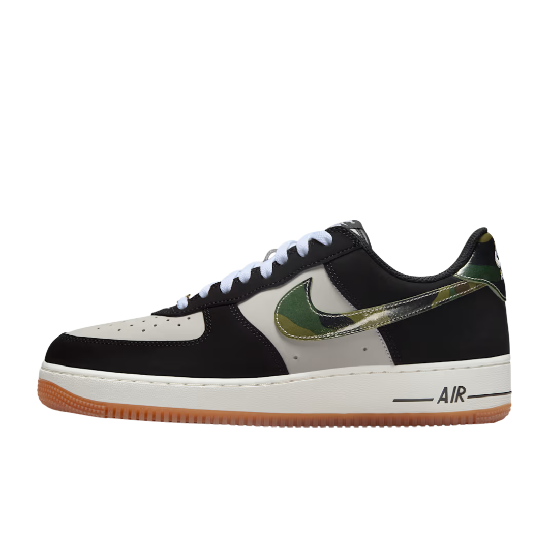 Nike Men's Air Force 1 Low Retro Shoes (White/Brown/Black)