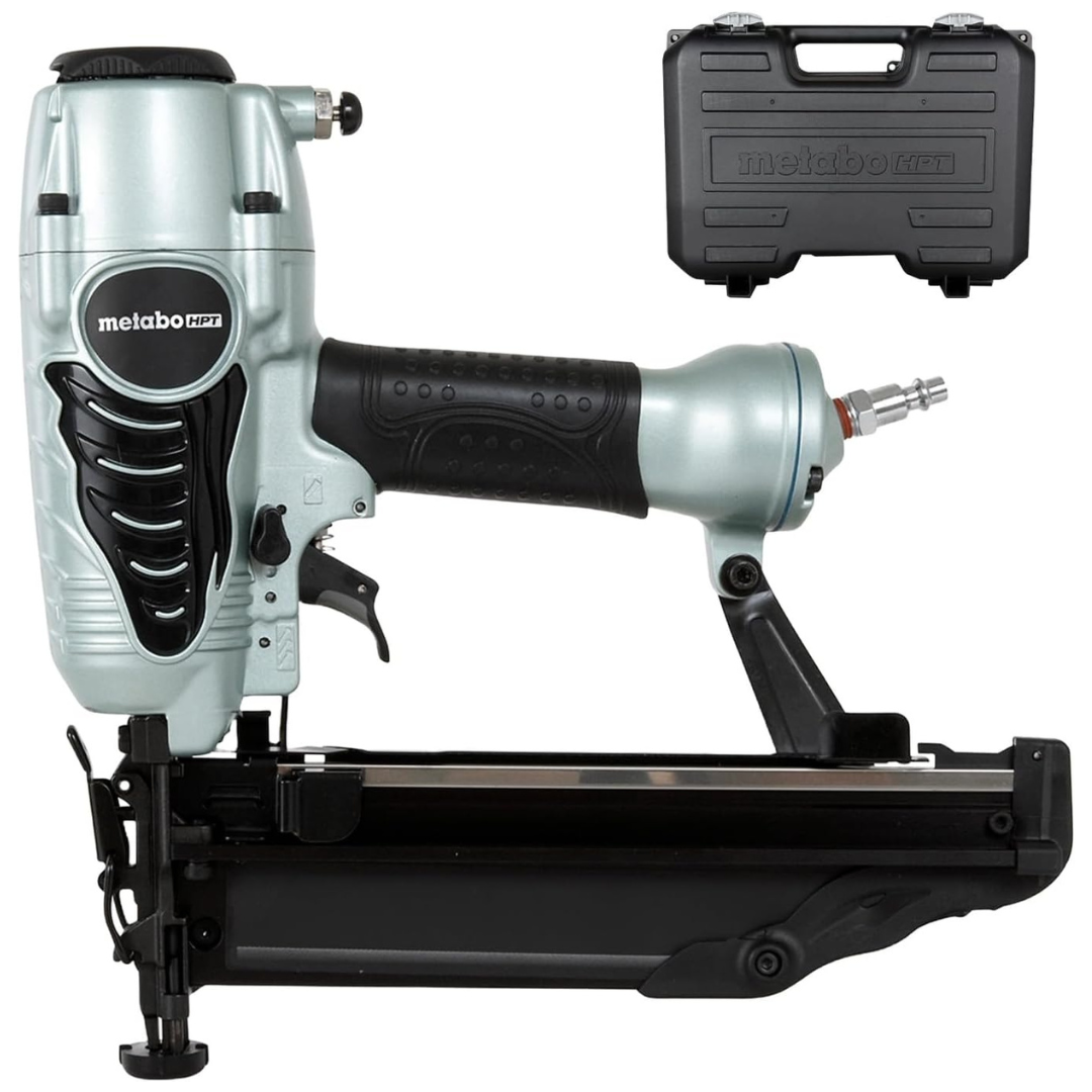 Metabo HPT 16-Gauge 2-1/2" Oil-Free Straight Finish Nailer Kit