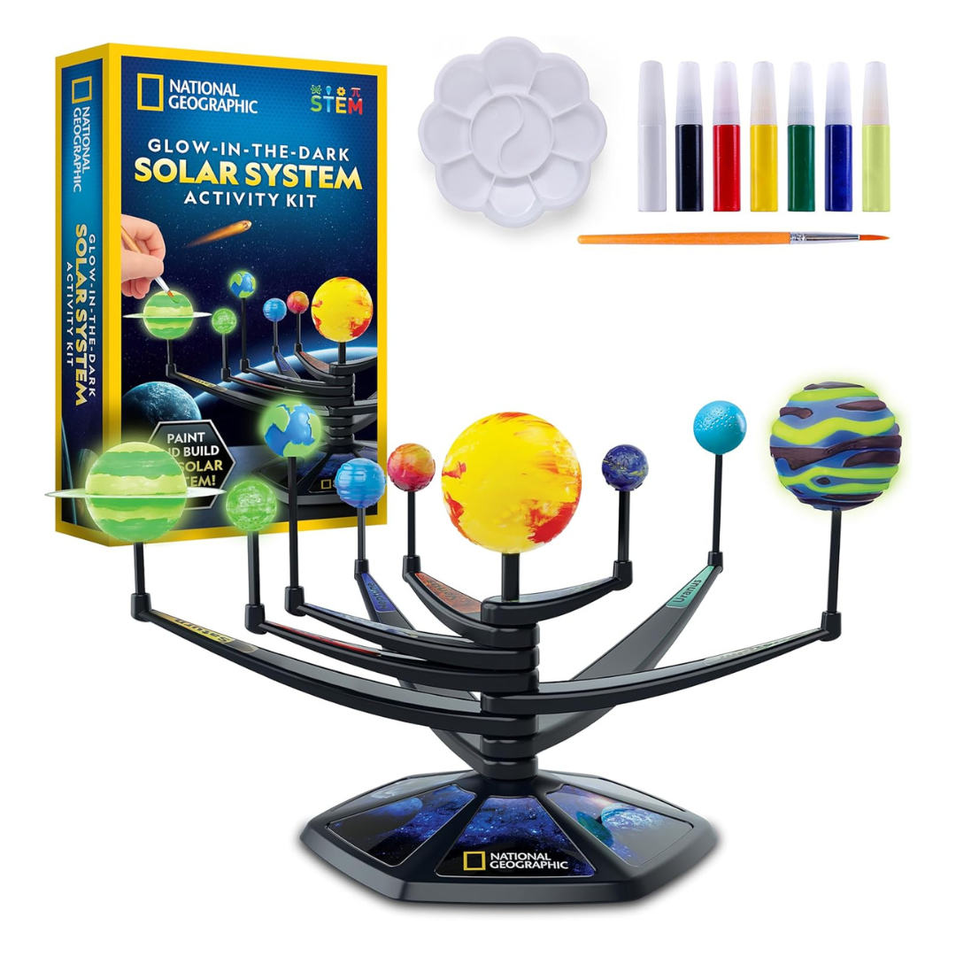 National Geographic Glow Solar System Model Kit