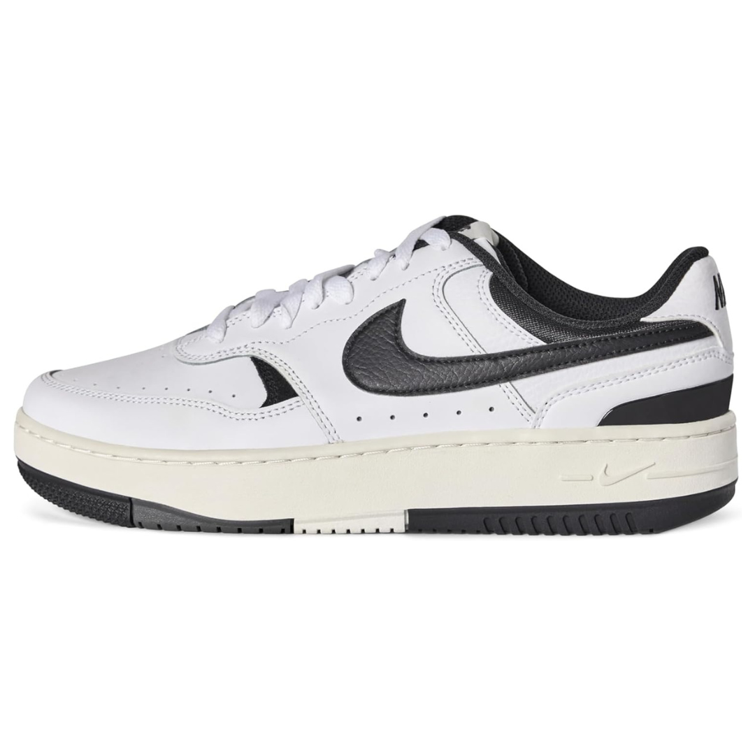 Nike Women's Gamma Force Shoes