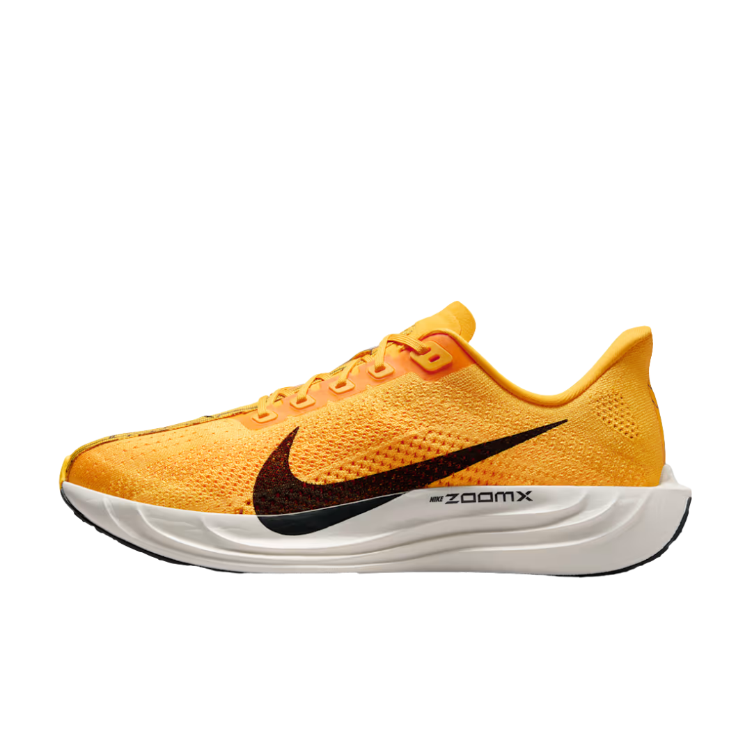 Nike Men's Pegasus Plus LV8 Running Shoes