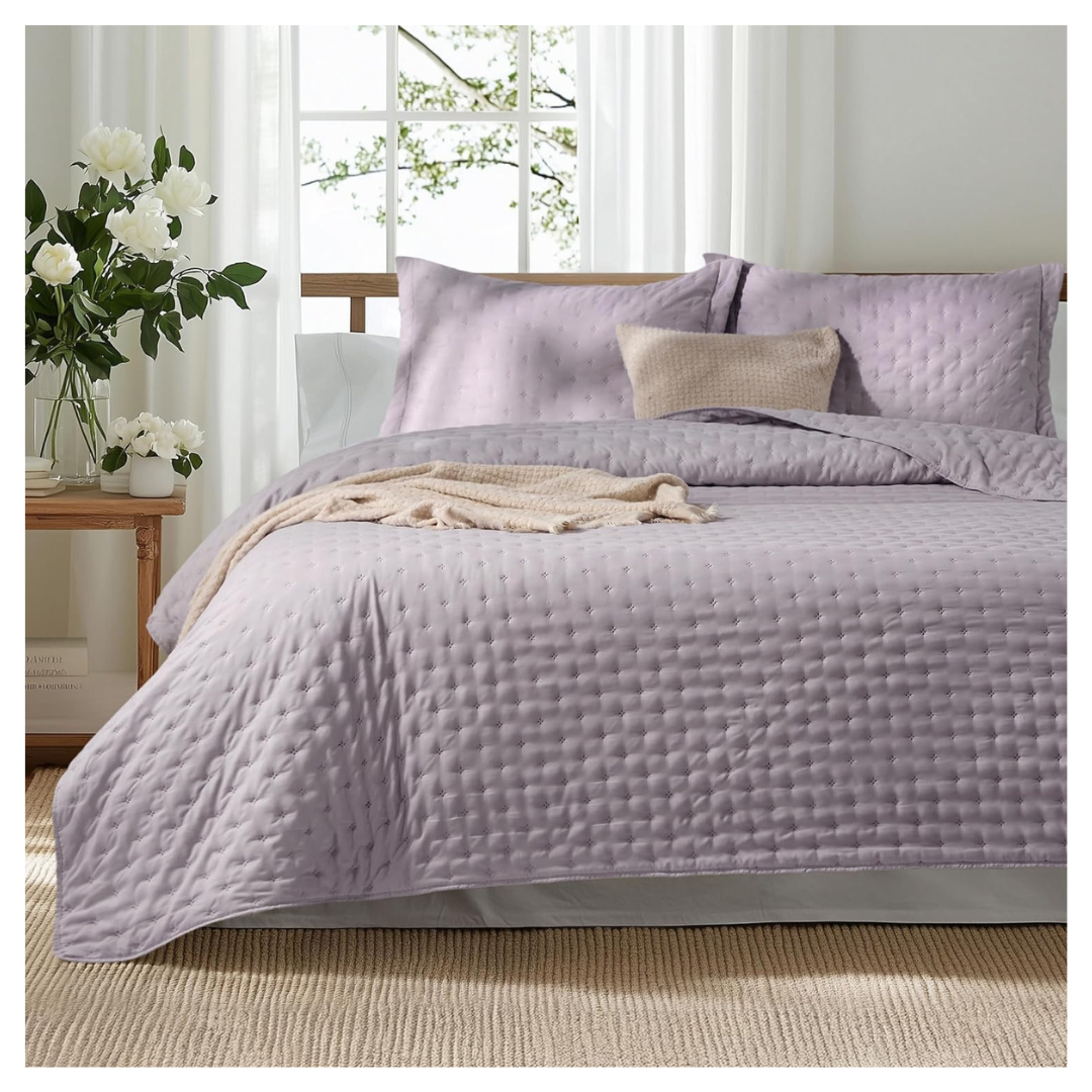 Bedsure Queen Size Quilt Ultra-Soft Lightweight All-Season Bedspread (3 Colors)