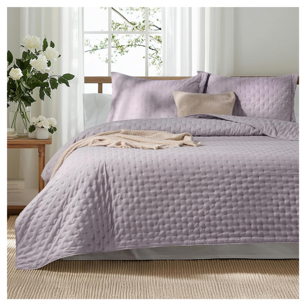 Bedsure Queen Size Quilt Ultra-Soft Lightweight All-Season Bedspread (3 Colors)