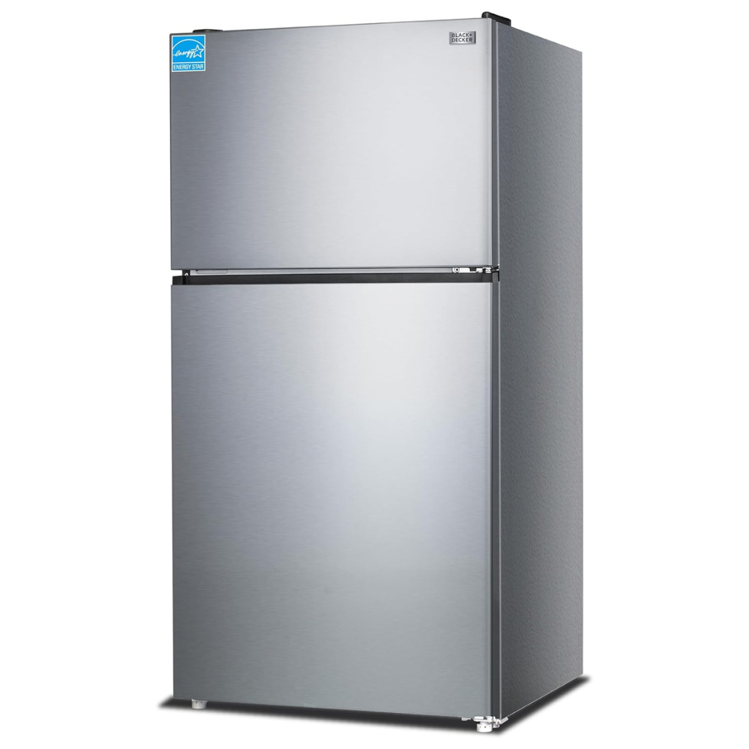 BLACK+DECKER 24 Cu. Ft. Top Mount Refrigerator With Ice Maker