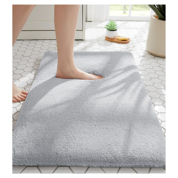 17" x 24" Non-Slip Faux Fur Memory Foam Bath Mat
