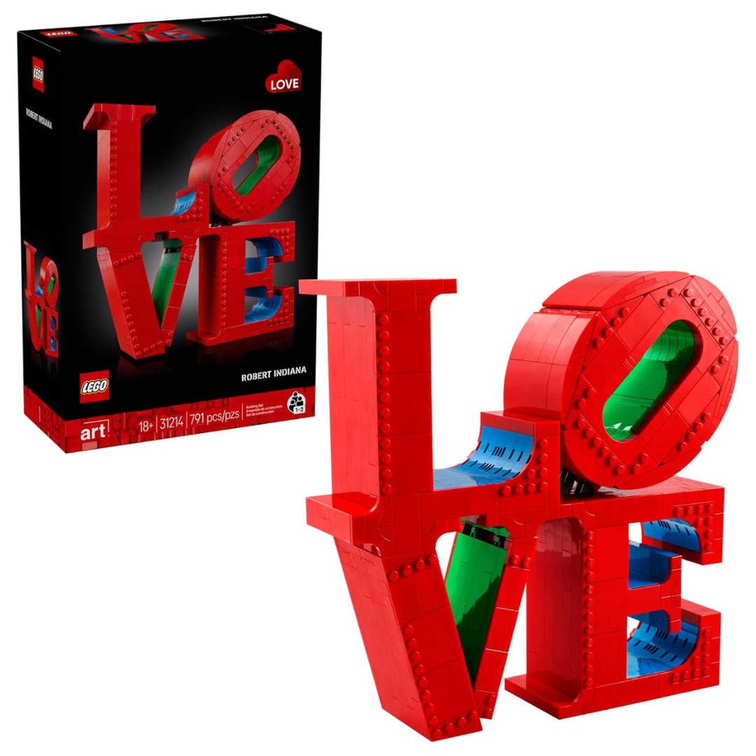 791-Piece LEGO Art Love Collectible Building Set (31214)