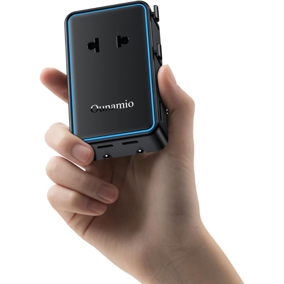 4-Port PD 25W Universal Travel Power Adapter W/ USB-C/A & AC Outlet