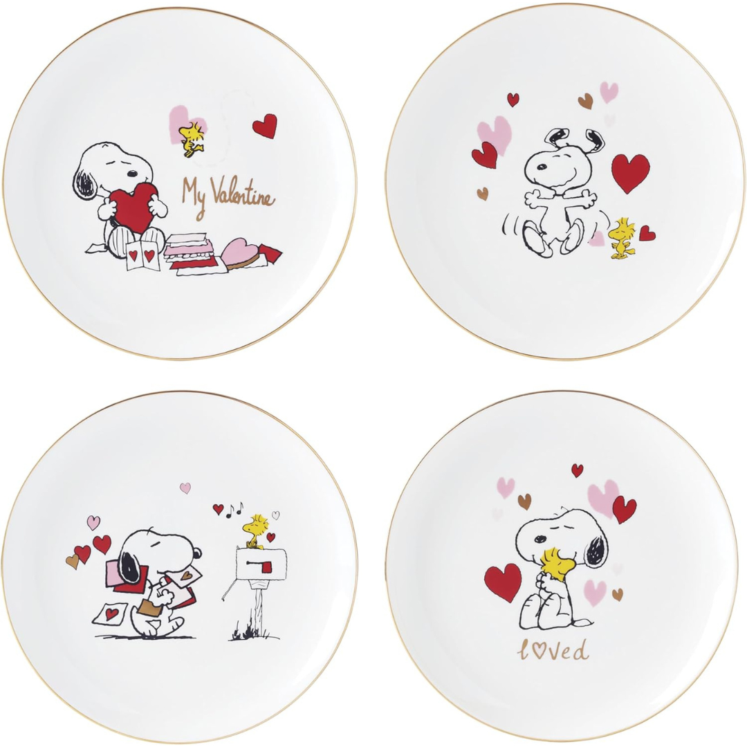 Set of 4 LenoxSnoopy Valentine's Day Assorted Accent Plates