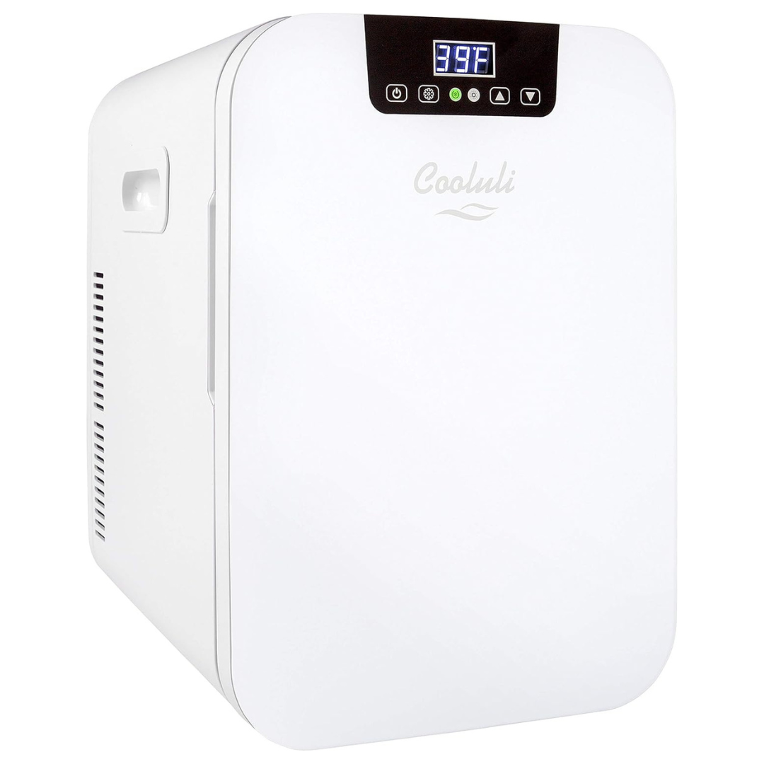 20 Liter Mini Fridge with Temperature Control