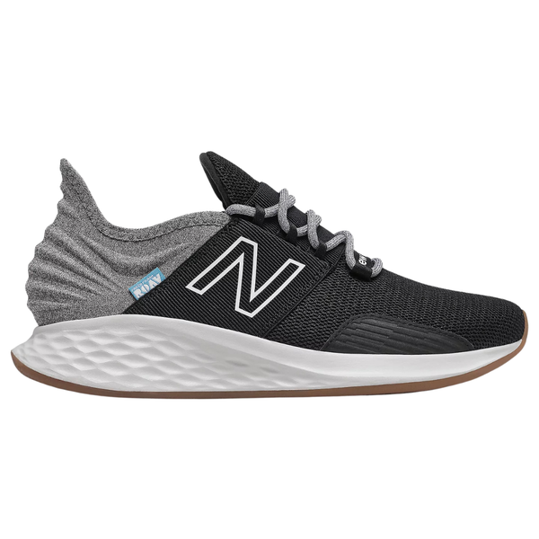 New Balance Men's Fresh Foam Roav V1 Running Shoes
