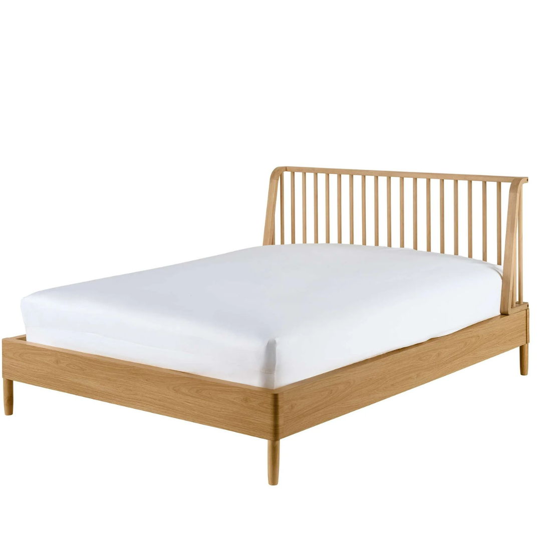 Queen Size Better Homes & Gardens Lillian Spindle Bed