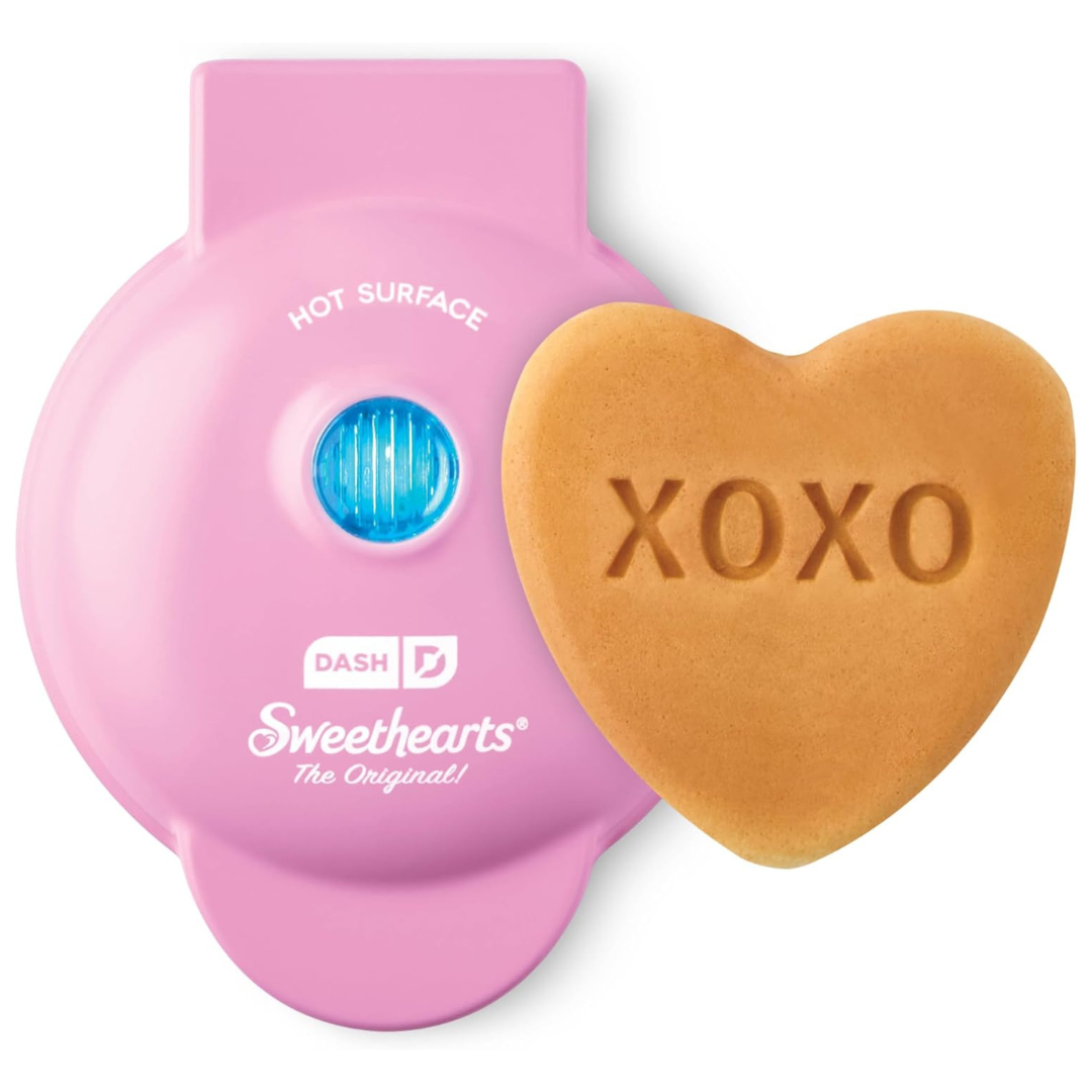 DASH 4" Heart Shaped Mini Waffle Maker