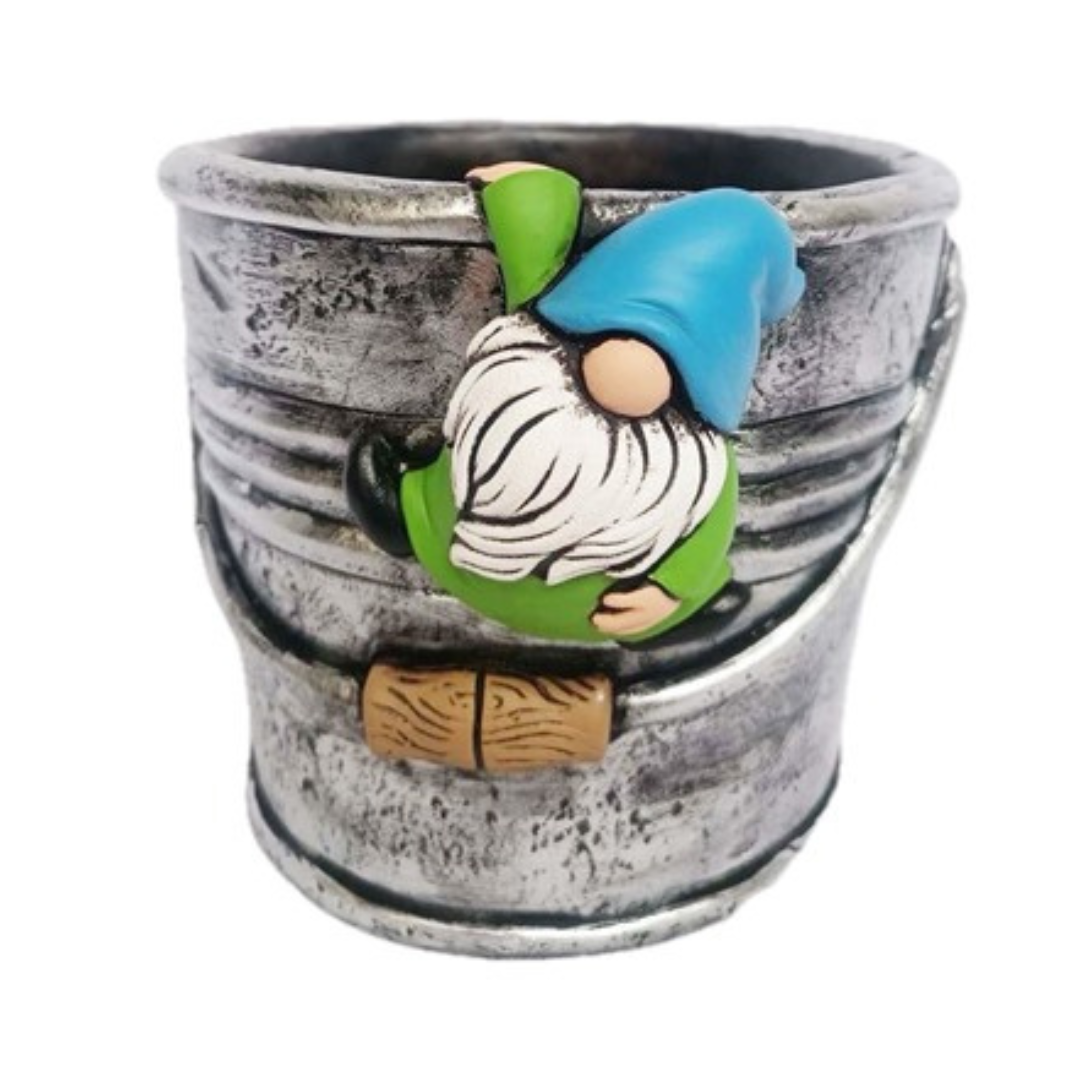 6.6" Santa's Workshop Inc Cement Gnome Pot