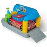 Melissa & Doug Spray & Shine Car Wash Color-Changing Water Toy Play Set