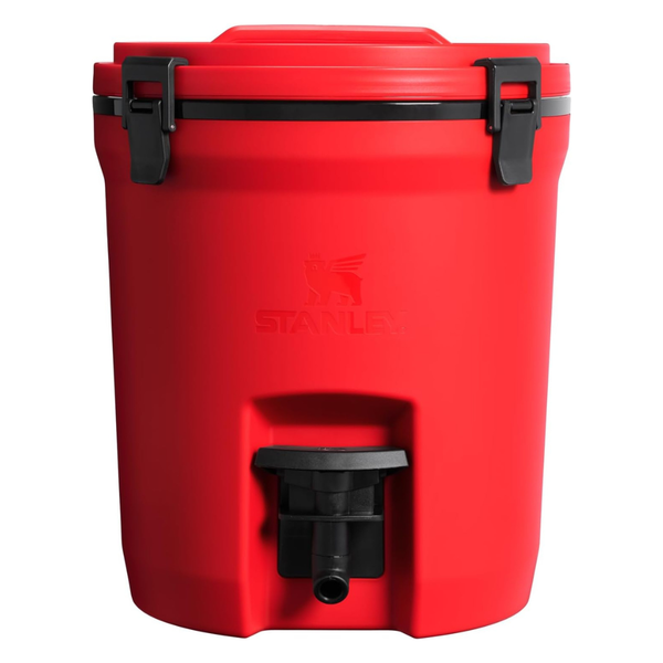 Stanley 2 Gallons Adventure Fast Flow Water Jug With Easy-Pour Spigot (Various)