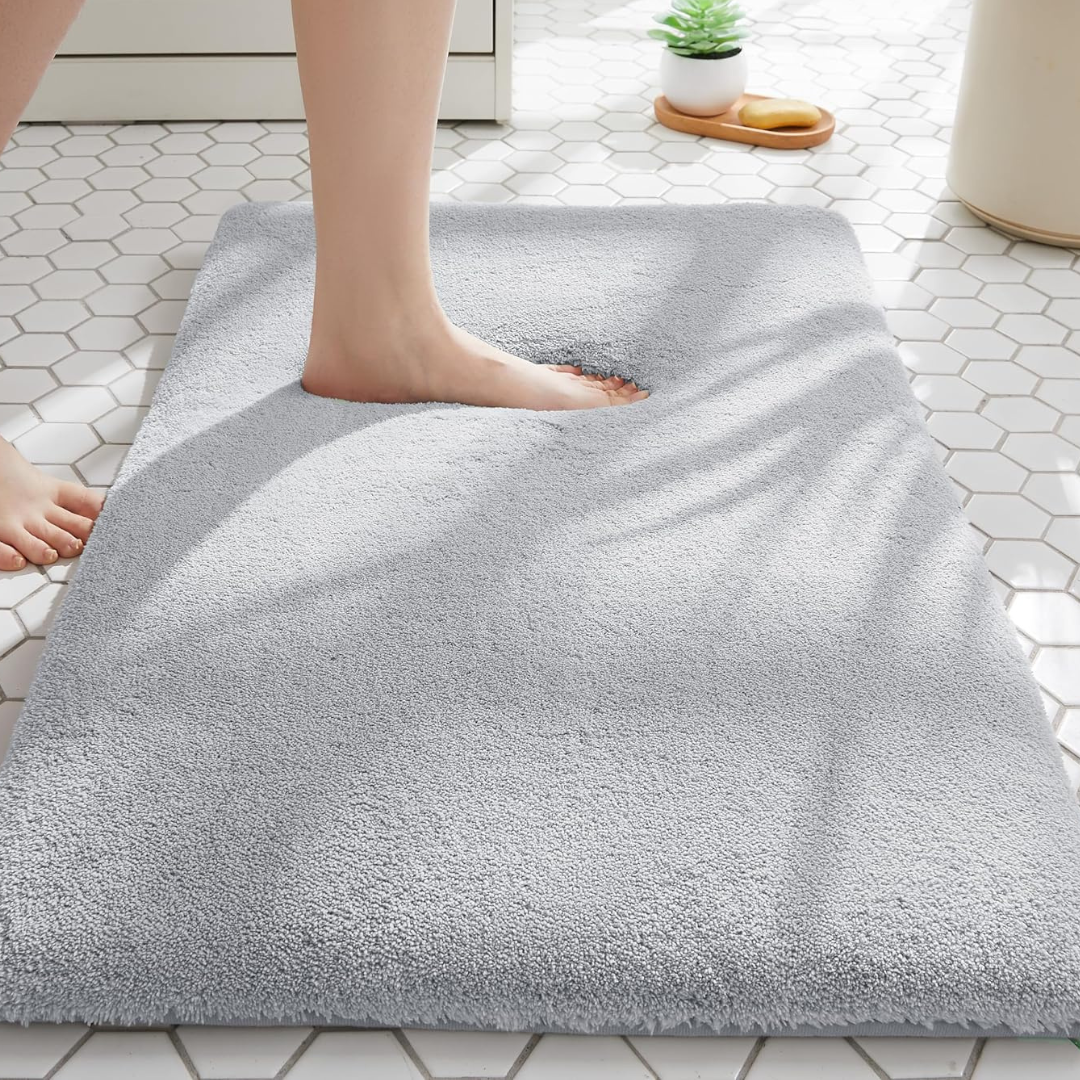 17" X 24" Non-Slip Quick Dry Faux Fur Memory Foam Bath Mat