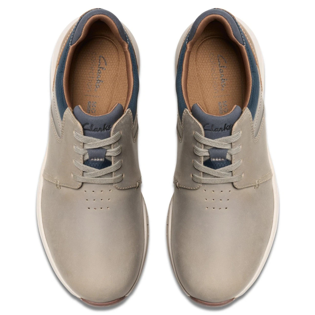 Clarks Collection Men's Motion Trek Plain Toe Sneaker