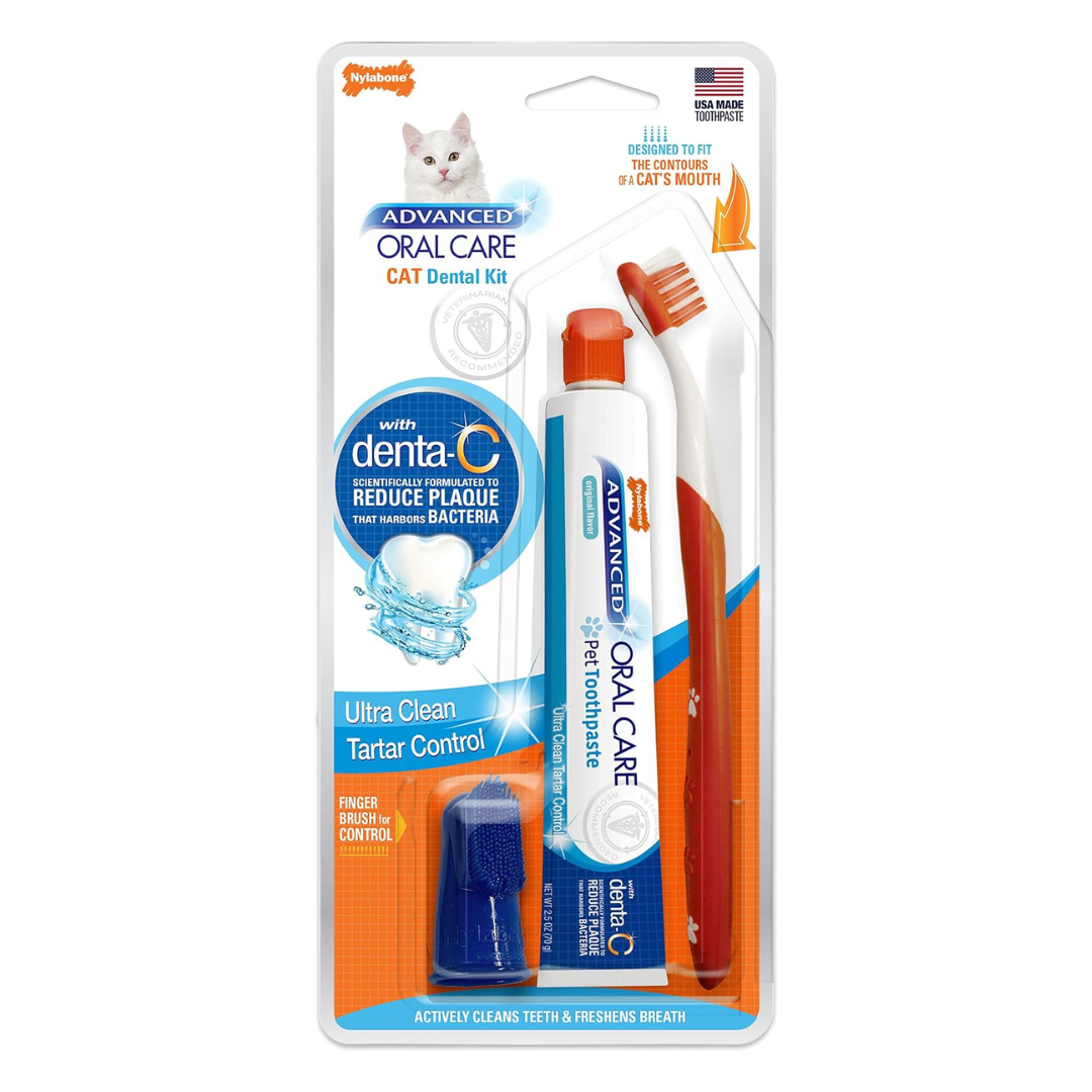 https://amzn.to/Nylabone Advanced Oral Care Cat Dental Kit