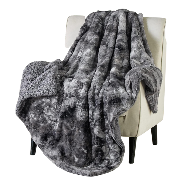 50'' x 60'' Bedsure GentleSoft Sherpa Fluffy Throw Blanket